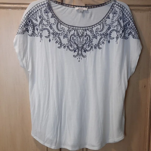 Ella Moss blue white embroidered tshirt small - Picture 1 of 11